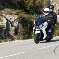 Downtown 350i ABS, blanc.